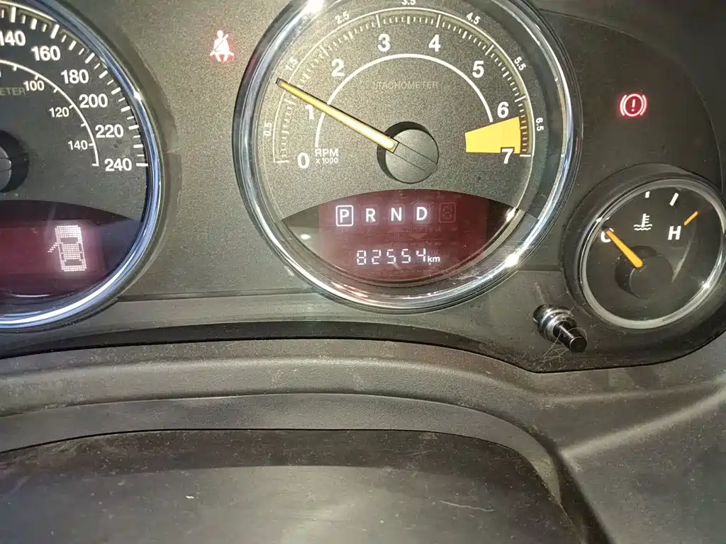 Jeep Compass (Import) 2016 2014 2.4L 4WD Luxury Navigation Edition