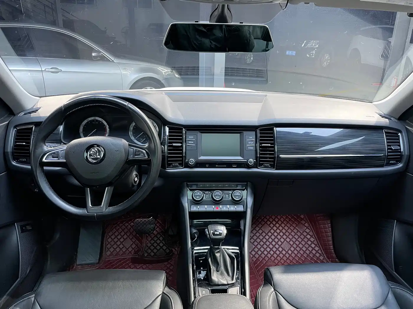 Škoda Kodiaq 2017 TSI330 7-seater 2WD Luxury Edition фото 5