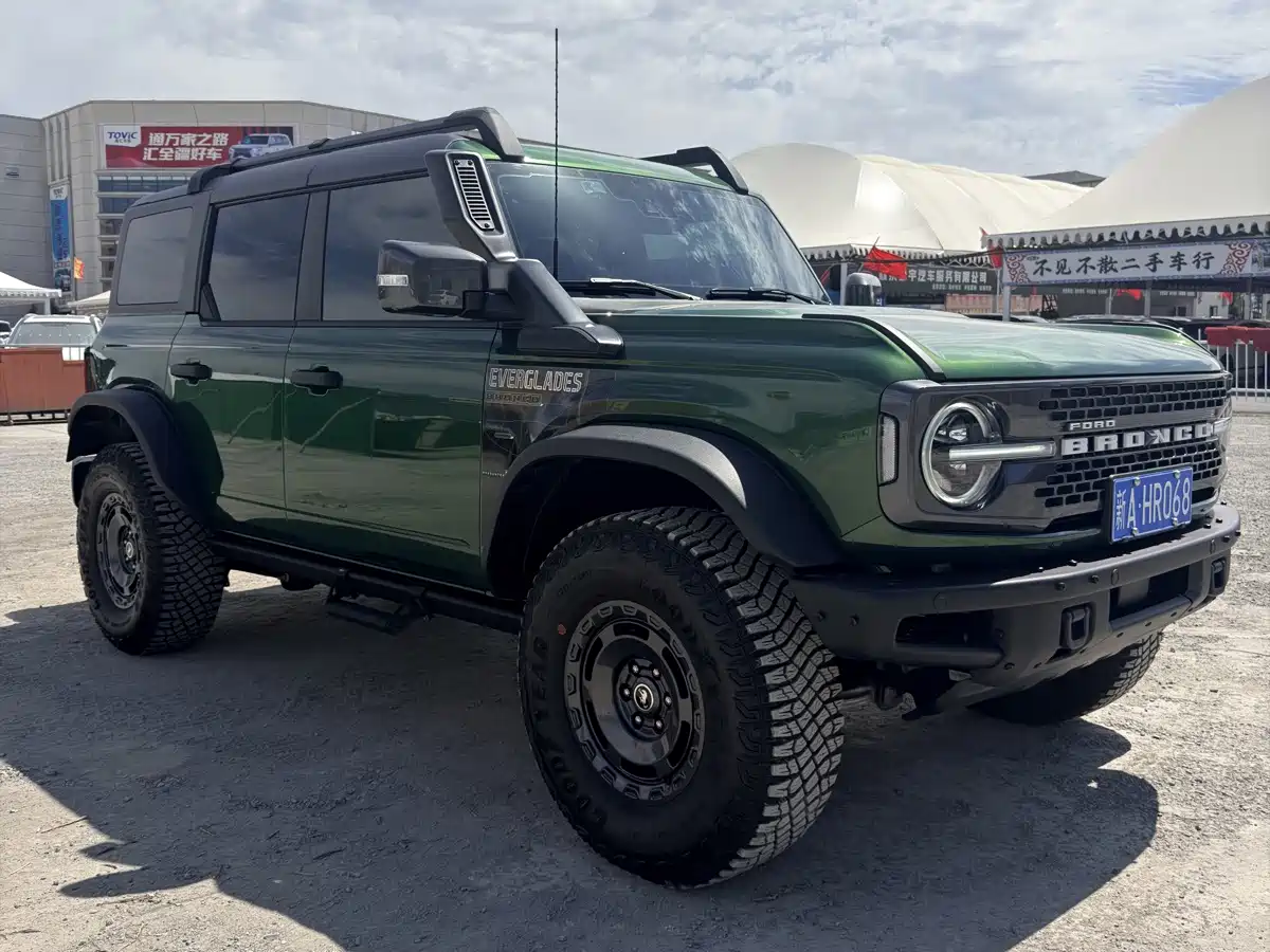 Ford Bronco 2025 2024 2.3T Everglades