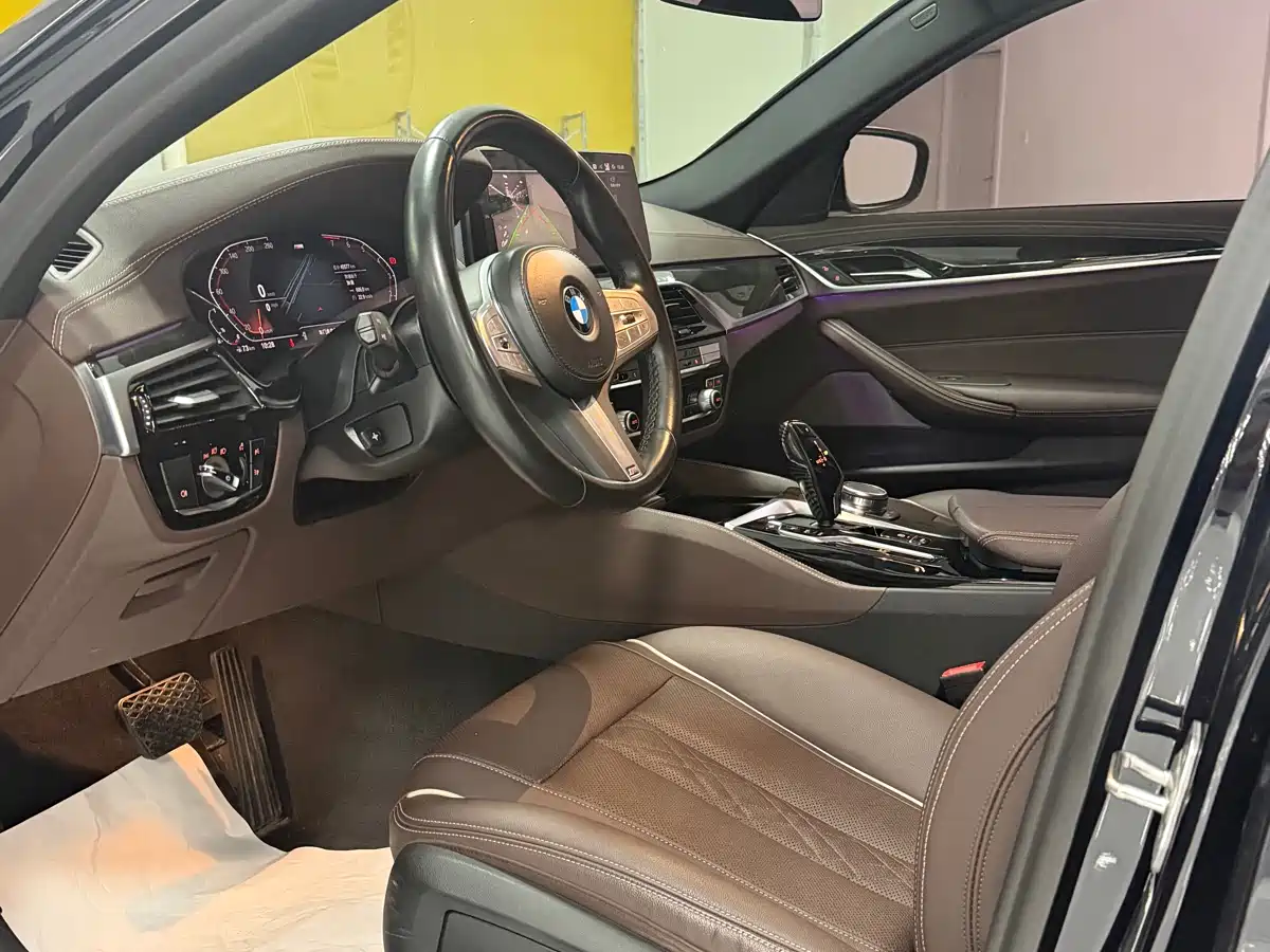 BMW 5 Series 2022 Facelift 525Li M Sport Package фото 4