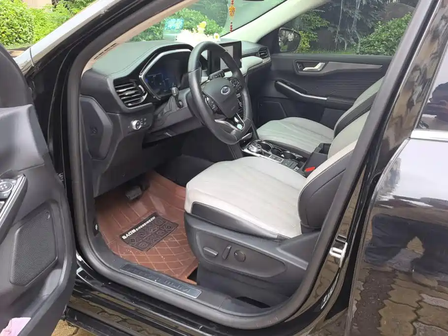Ford Escape 2020 2020 EcoBoost 245 2WD Smart Premium Edition