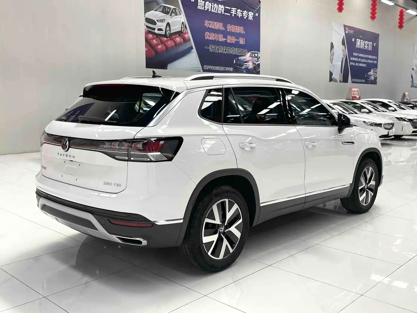 Volkswagen Tayron 2023 280TSI 2WD Luxury Plus Advanced Edition фото 4
