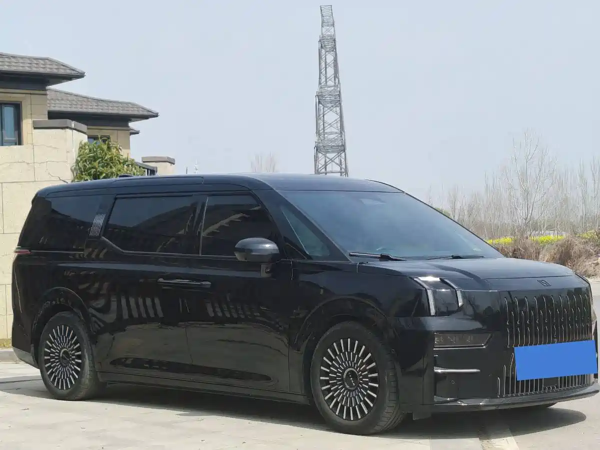 ZEEKR EXTREME KRYPTON 009