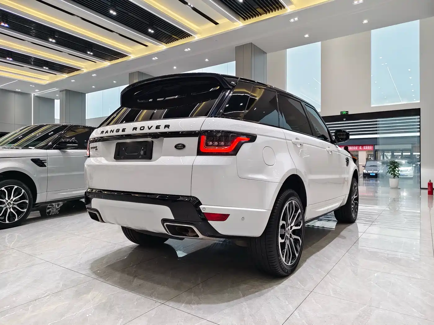 LAND ROVER RANGE ROVER SPORT