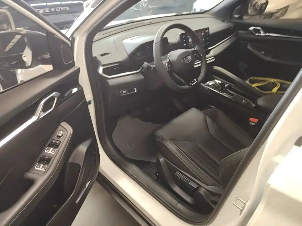 Geely Binyue 2026 2025 BinYue L 1.5TD DCT Beyond Edition