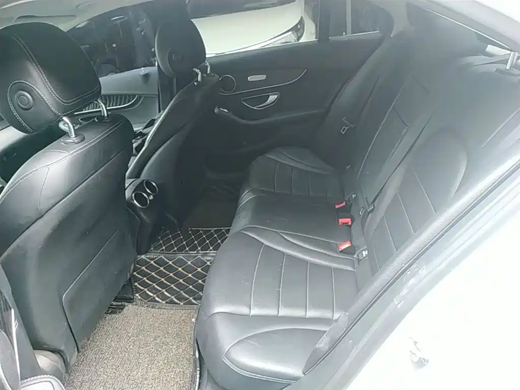 Mercedes-Benz C-Class 2017 C 180 L Sport фото 17