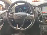 Фото 11 - Ford Focus
