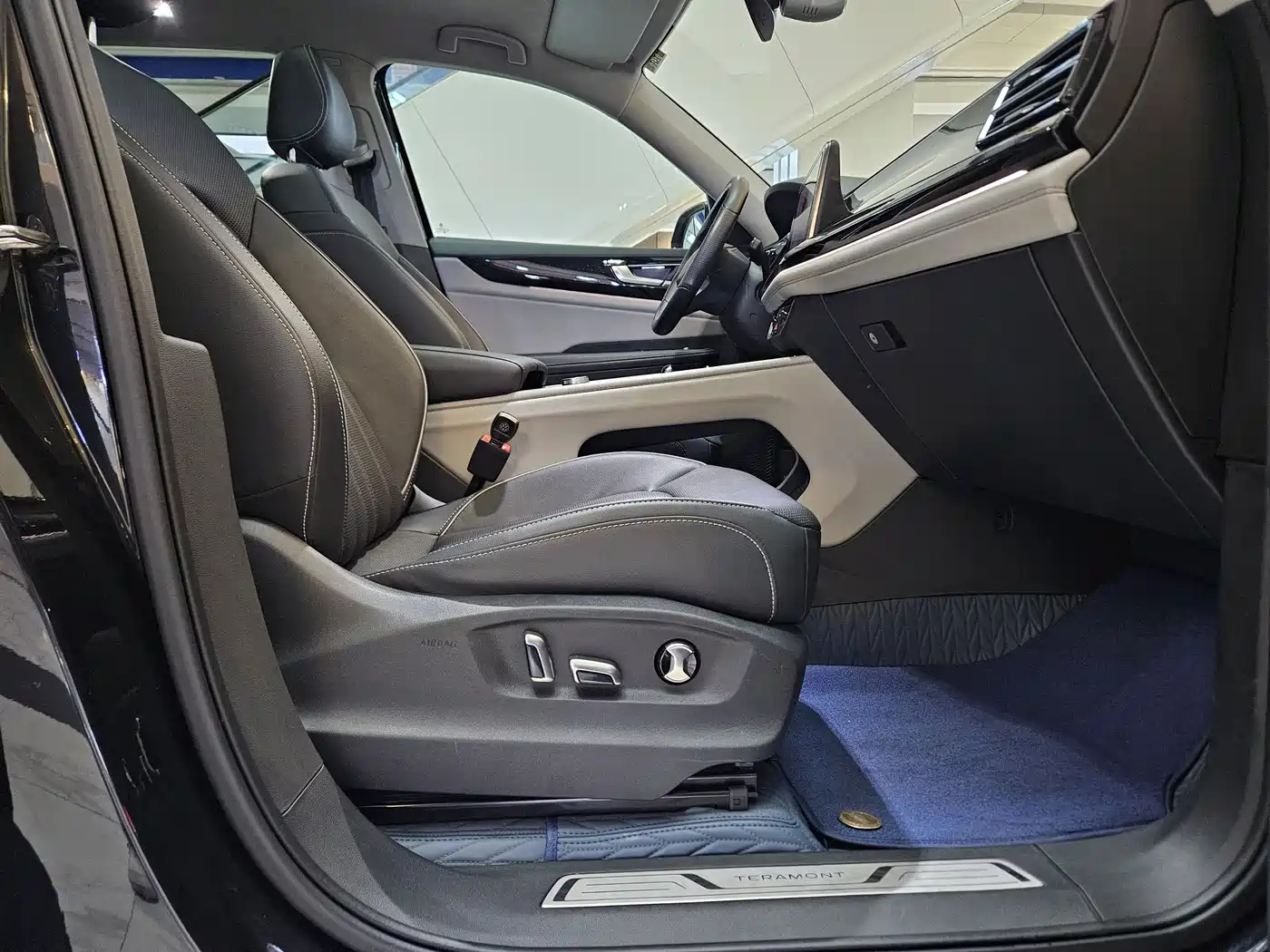 Volkswagen Teramont 2021 380TSI 4WD Premium Luxury Edition фото 22