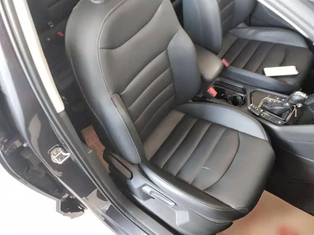 Volkswagen Tharu 2019 280TSI 2WD Comfort Edition China VI фото 25