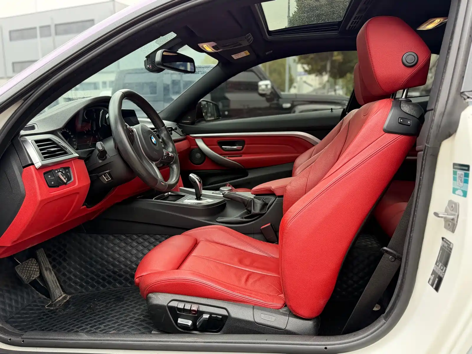 صورة 7 - BMW 4 Series