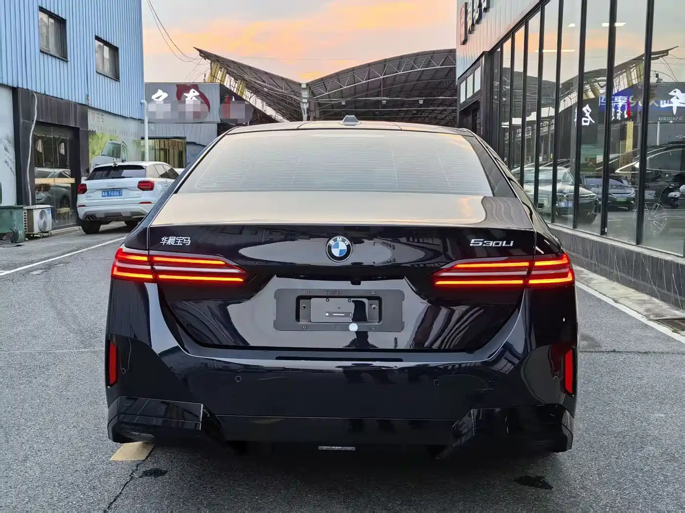 BMW 5-SERIES