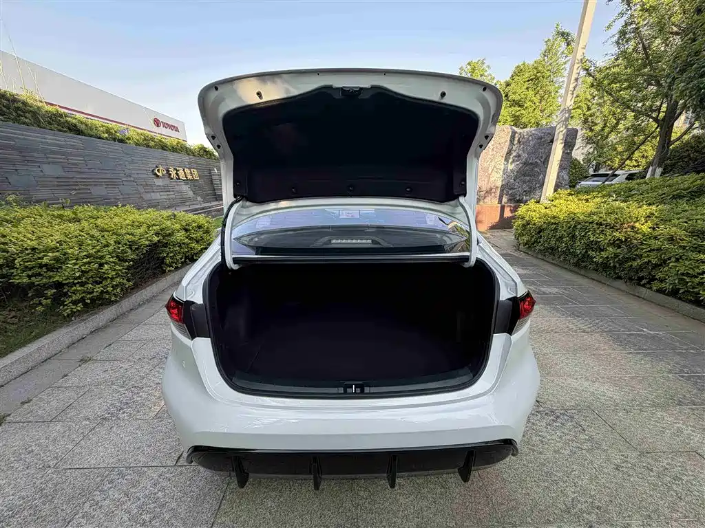 Toyota Levin 2023 Smart Hybrid 1.8L Sport Edition фото 16