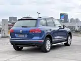 Фото 4 - Volkswagen Touareg