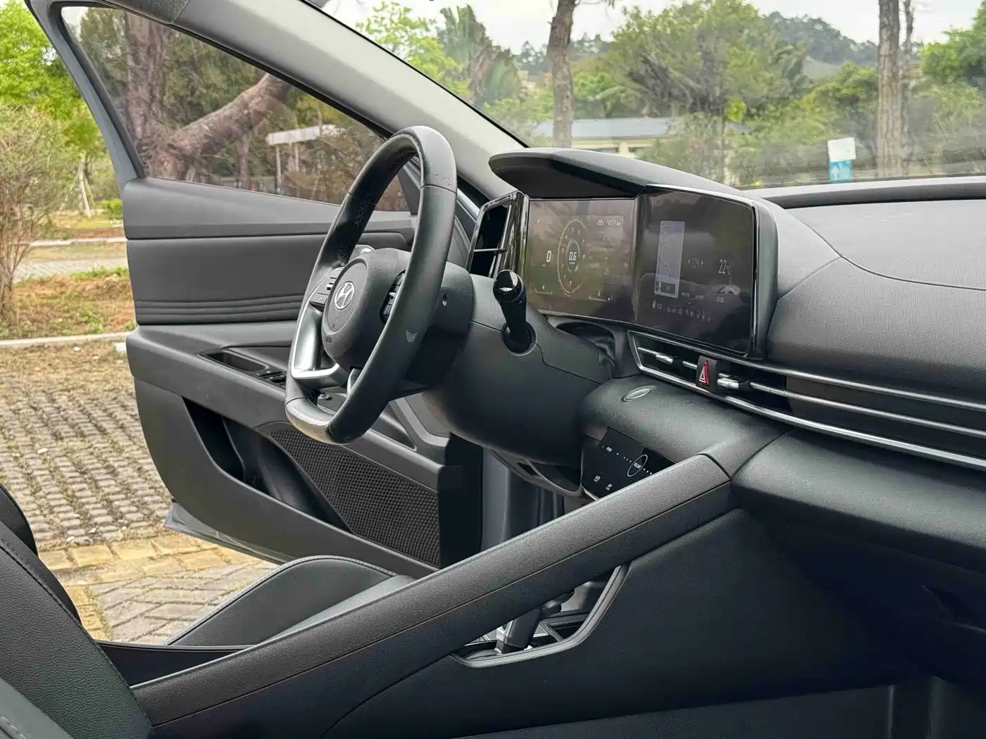 Hyundai Elantra 2021 240TGDi DCT GLX Elite фото 15