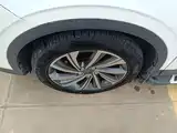 Фото 23 - Geely Coolray