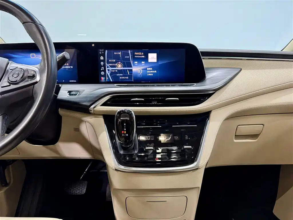 Buick GL8 2023 ES Landmaster Exclusive фото 27