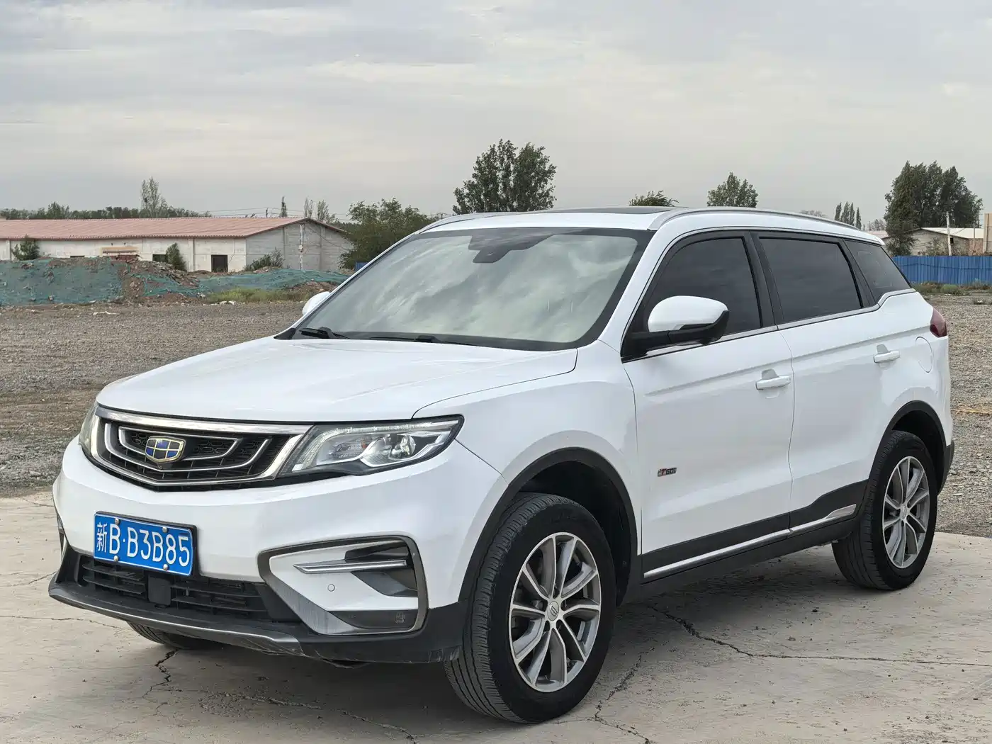 Фото 1 - Geely Boyue