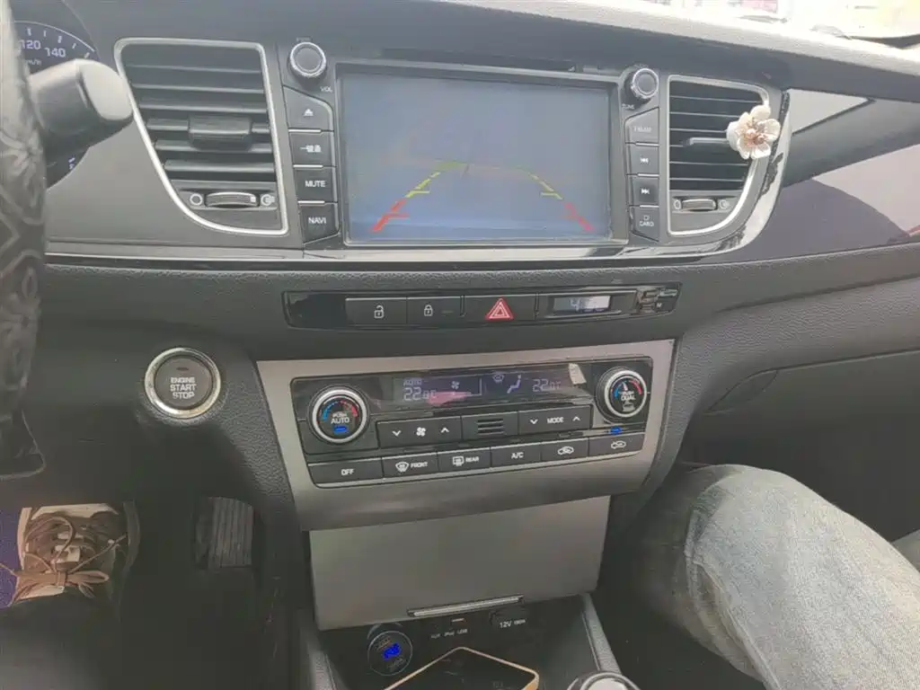 Hyundai Mistra 2014 1.8L Auto Smart GLS фото 13