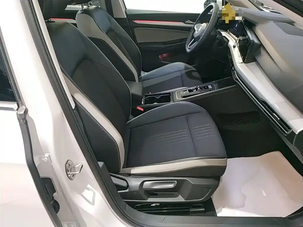 Volkswagen Golf 2023 280TSI DSG Pro фото 25