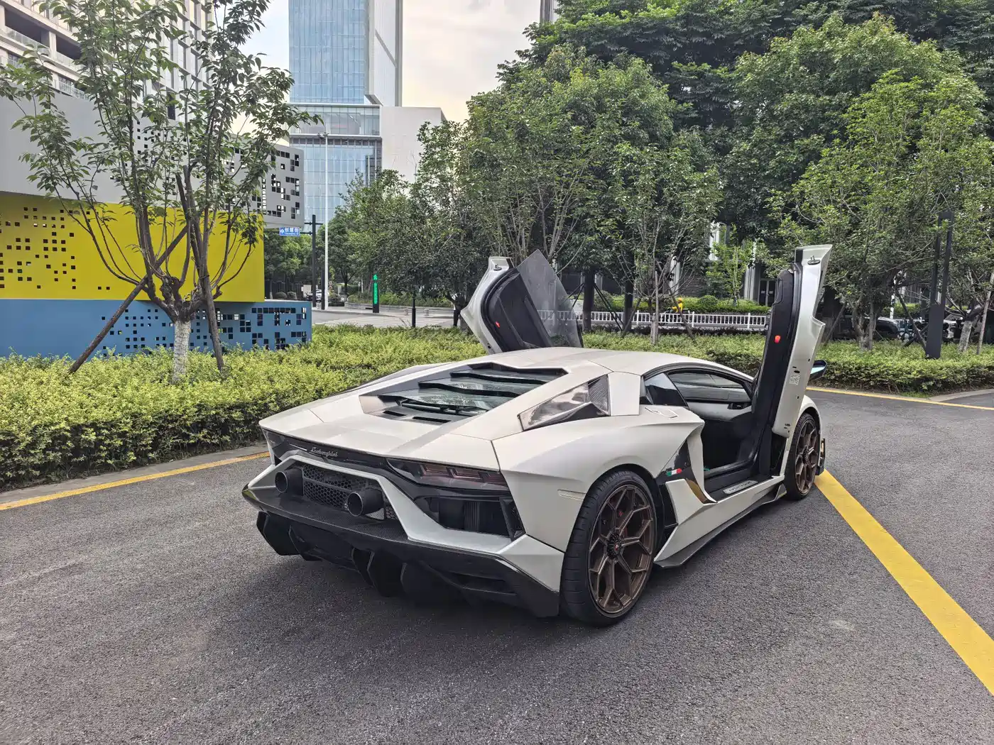Lamborghini Aventador 2013 2011 LP 700-4