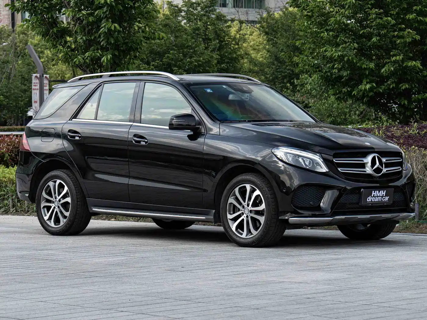 Mercedes-Benz GLE 2017 GLE 320 4MATIC Luxury фото 3