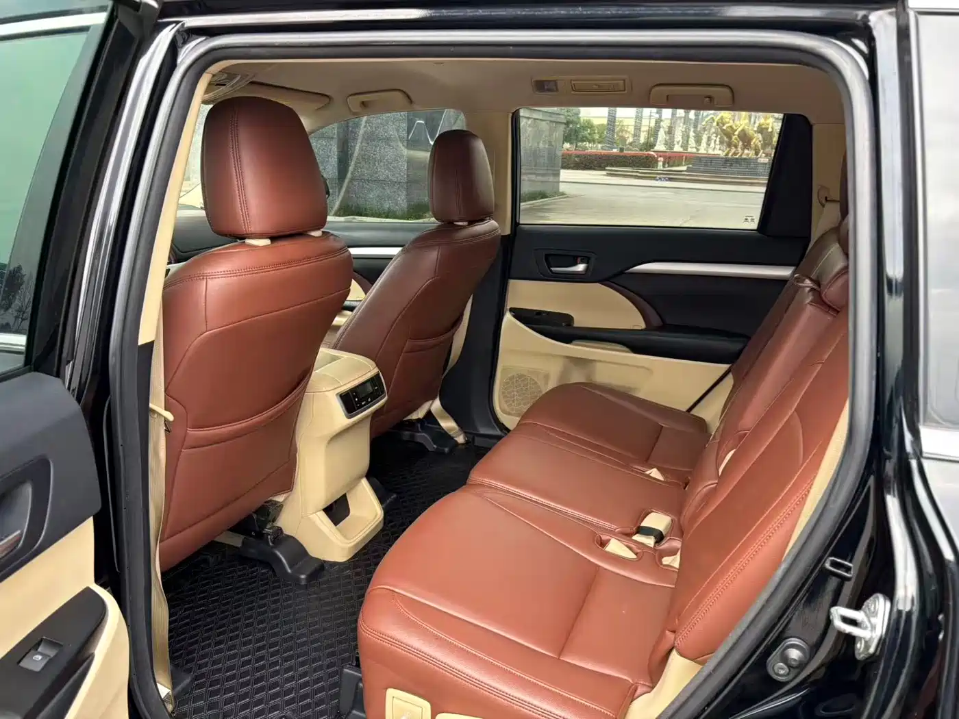 Toyota Highlander 2017 2.0T 4WD Elite 7-Seater фото 7