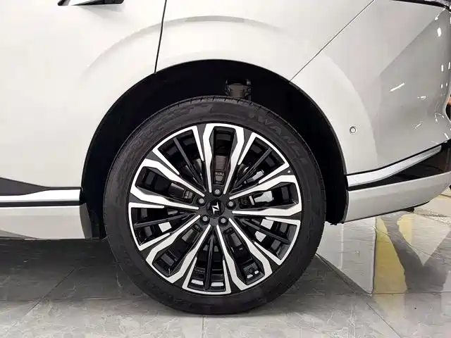 Dongfeng Yipai eπ008 2026 2026 BEV Base Model (5-seater)