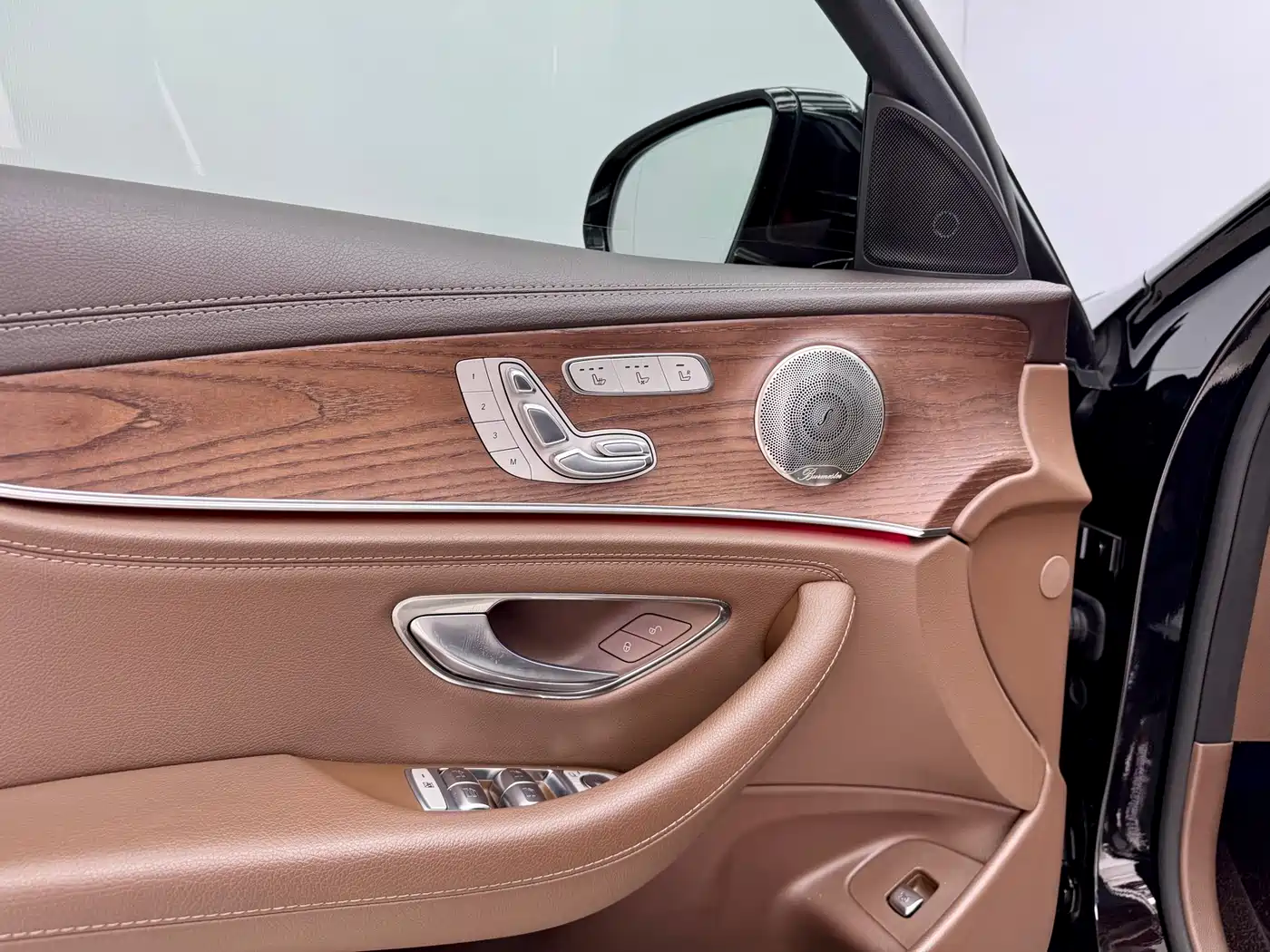 Mercedes-Benz E-Class 2022 Facelift E 300 L Luxury Style фото 9
