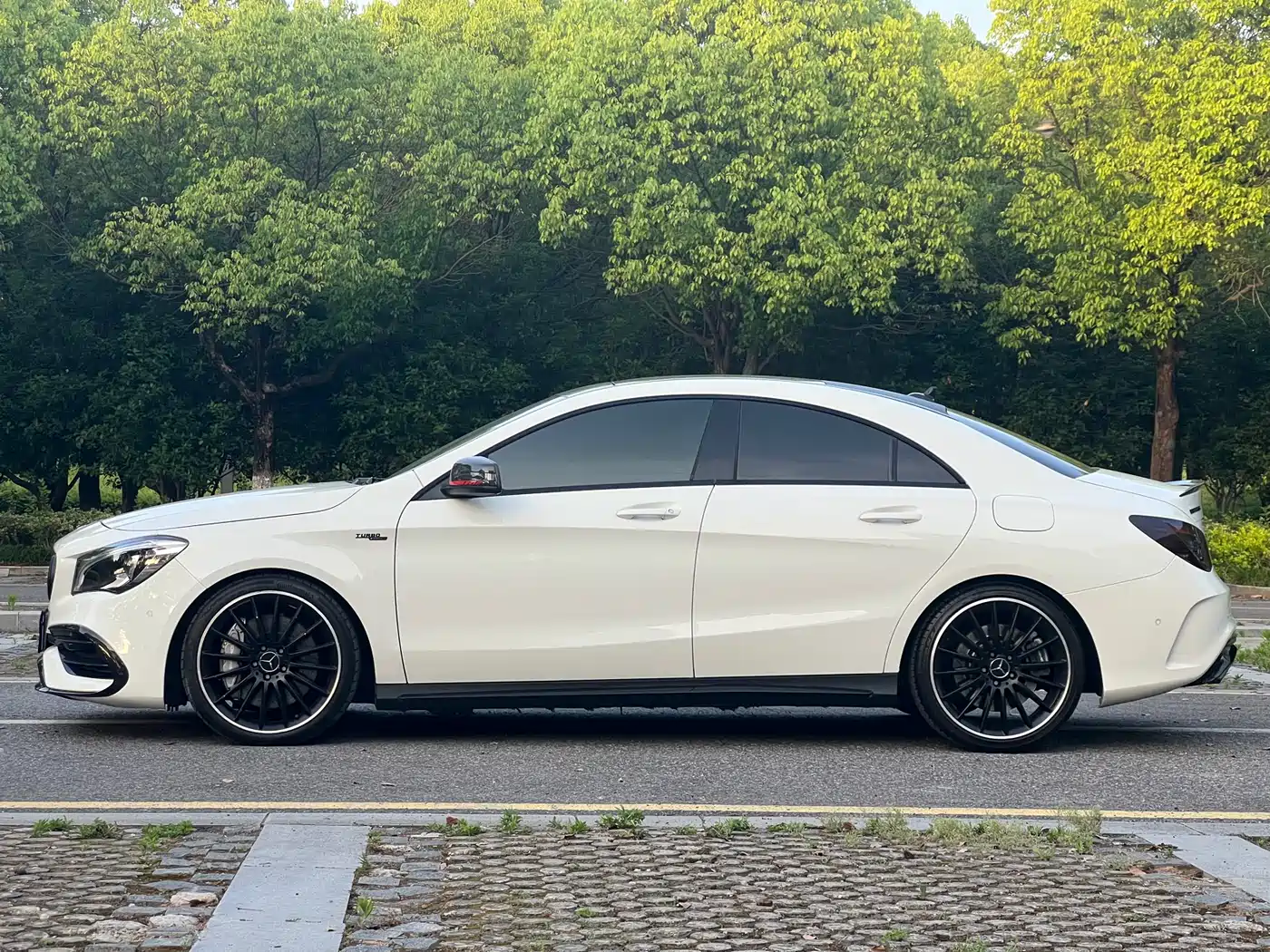 Mercedes-Benz CLA AMG 2017 AMG CLA 45 4MATIC фото 4