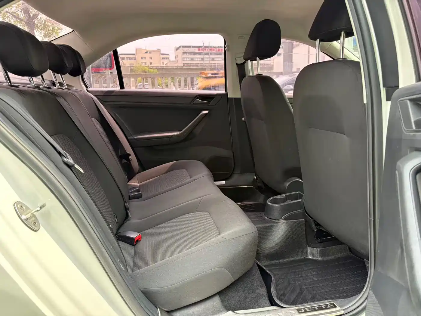 Volkswagen Jetta 2017 1.4L Manual Fashion фото 8
