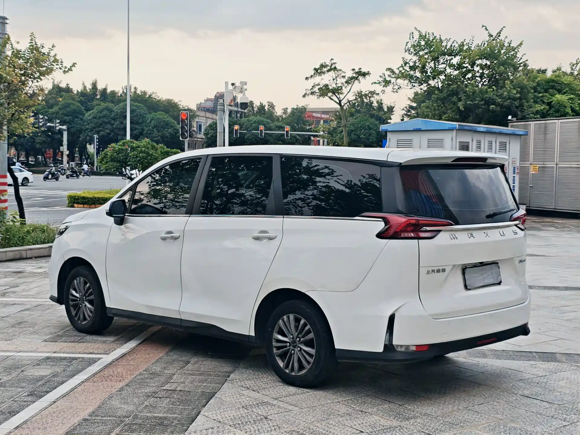 صورة 11 - Maxus Maxus G50