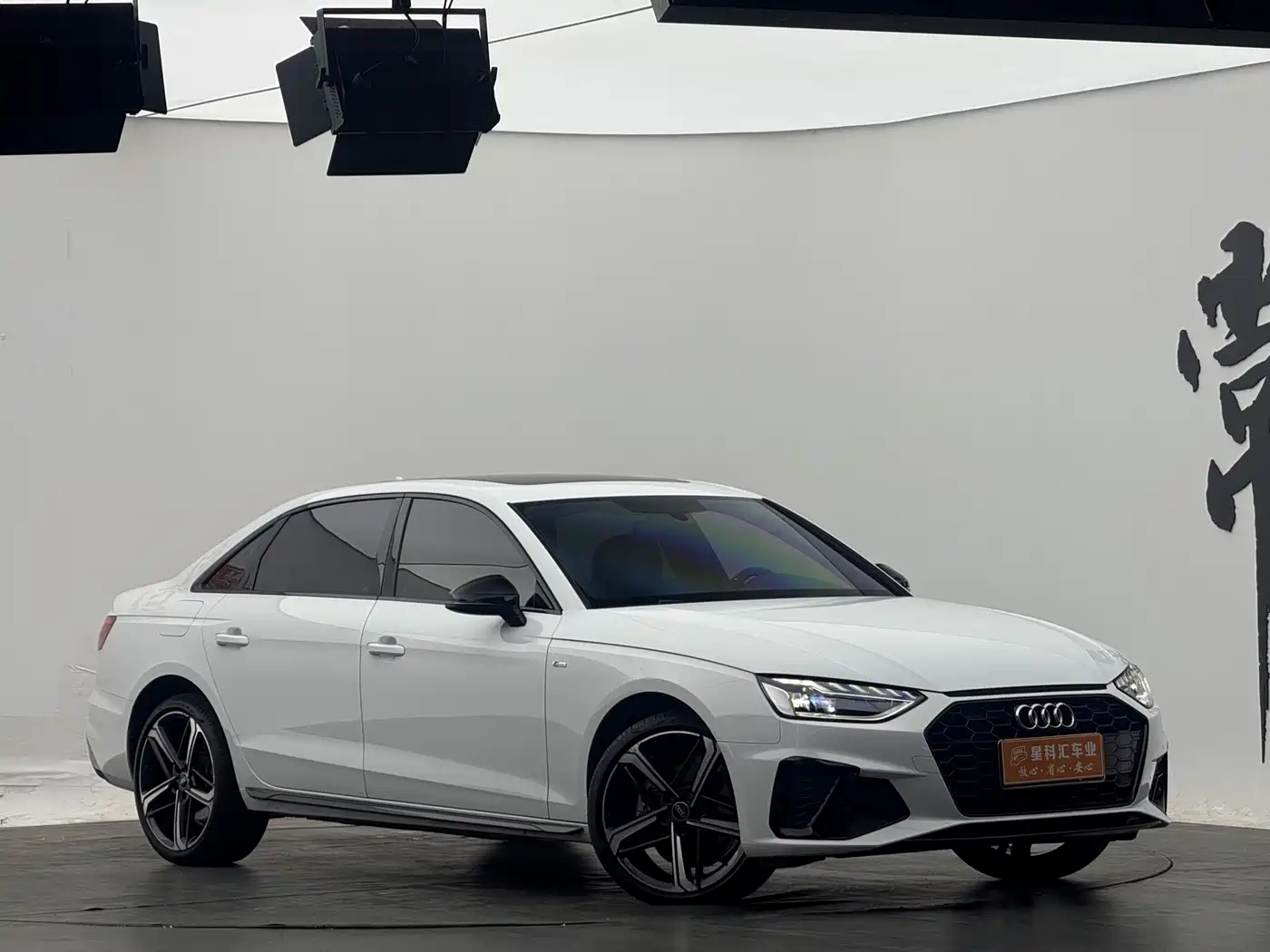 Audi A4L 2024 40 TFSI Luxury Dynamic фото 3