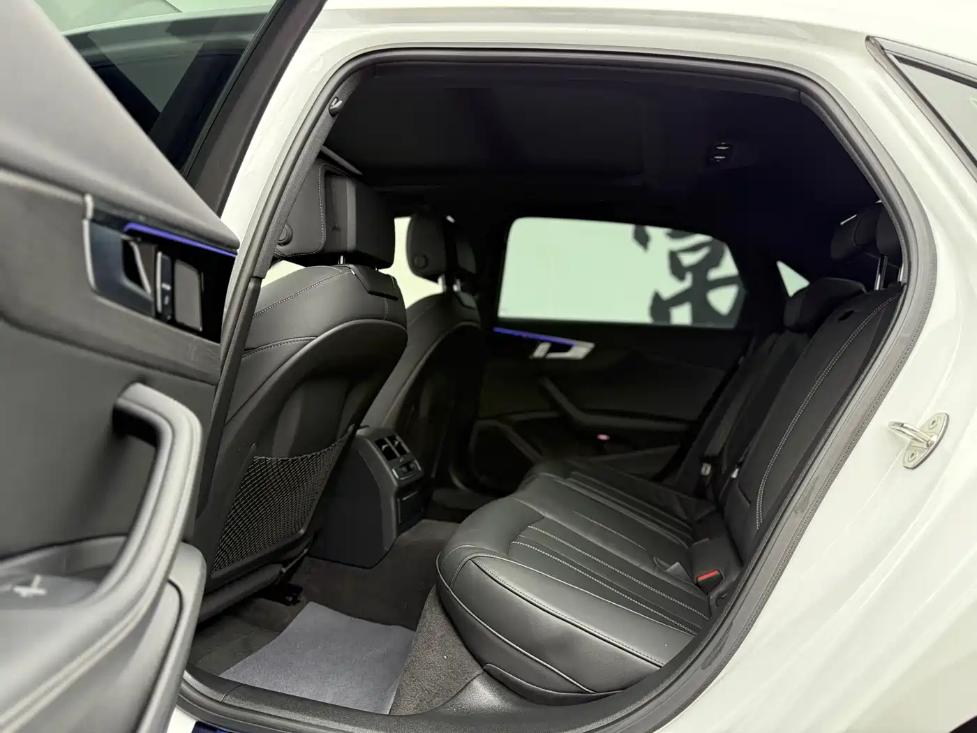 Audi A4L 2024 40 TFSI Luxury Dynamic фото 6