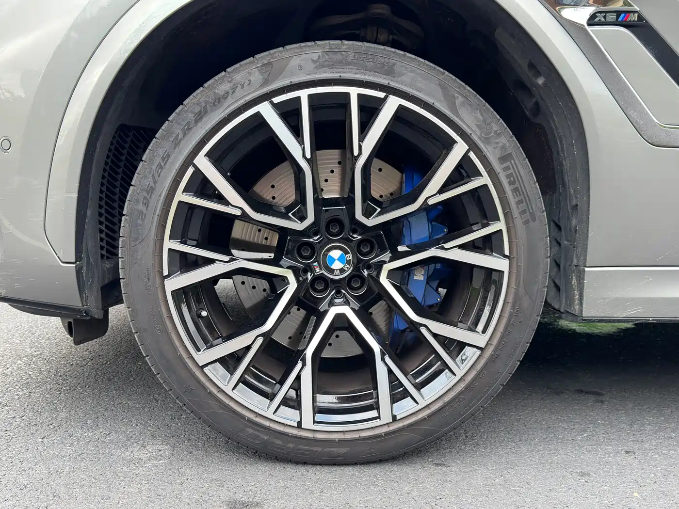 BMW X6 M 2020 X6 M фото 18