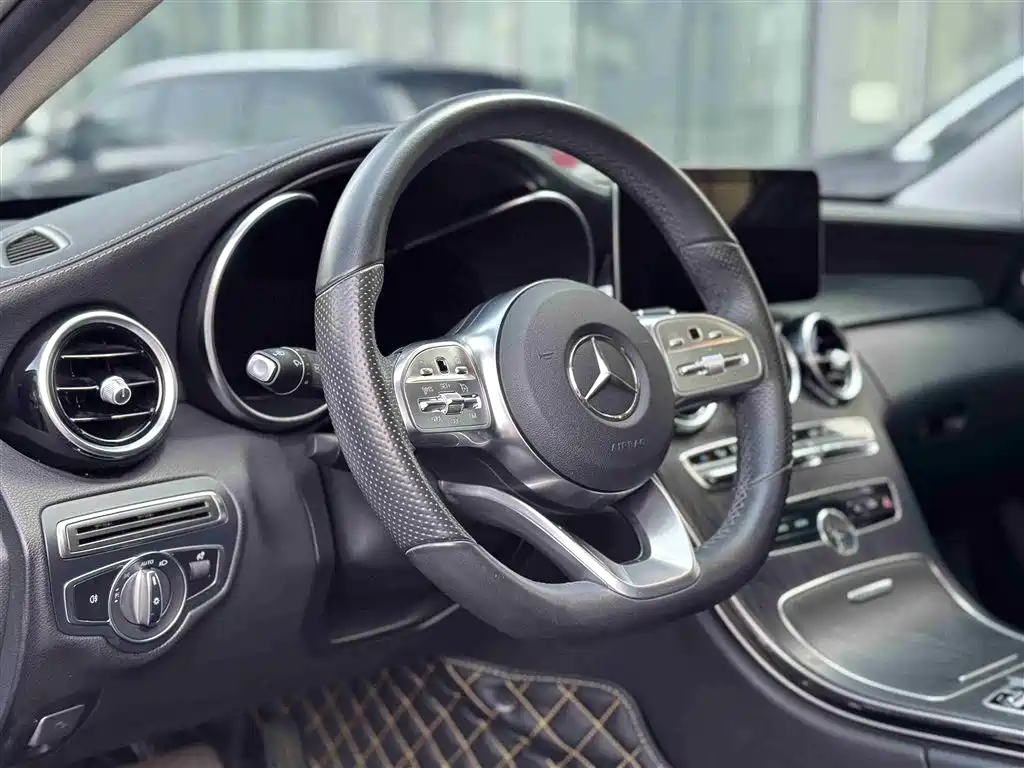 Mercedes-Benz C-Class 2021 C 260 L Sport Starry Exclusive Edition фото 14