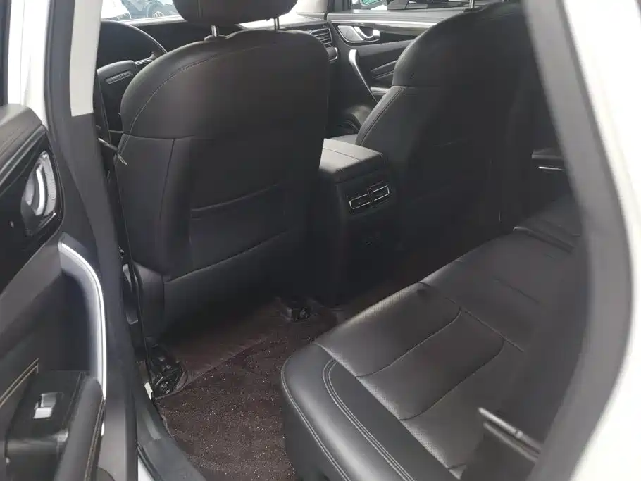 Jetour X90 2021 2021 1.5T Manual Shadow Fun 7-seater