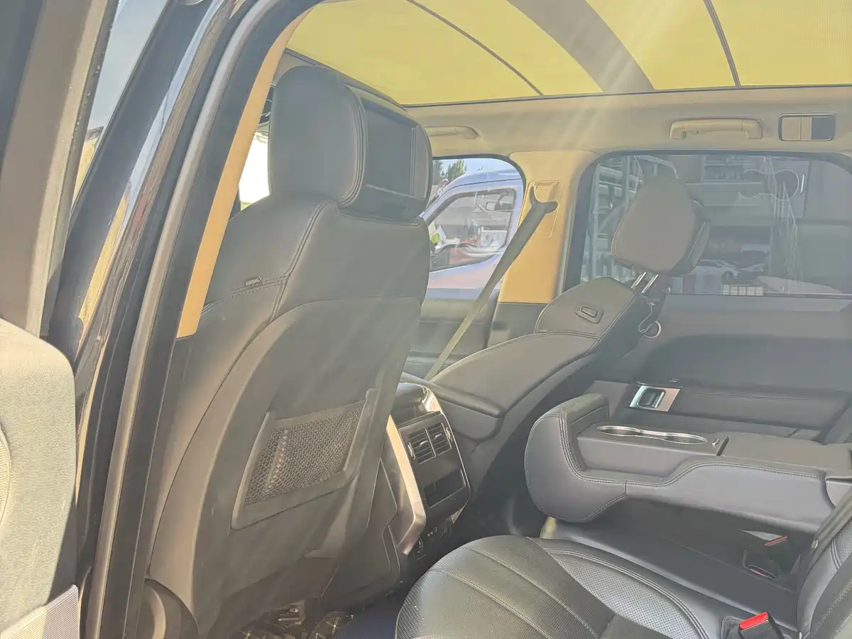 Land Rover Range Rover Sport 2014 3.0 SC V6 HSE DYNAMIC фото 6