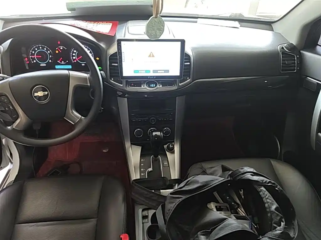 Chevrolet Captiva 2014 2.4L 2WD Urban 7-seater фото 13