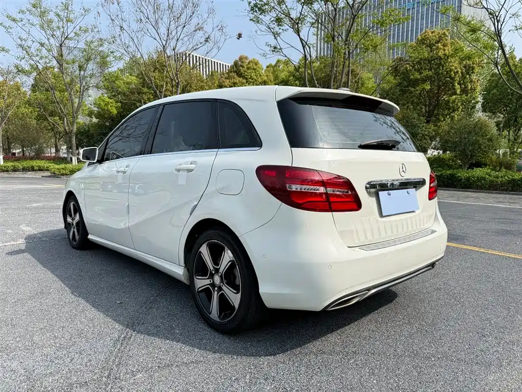 MERCEDES-BENZ B CLASS