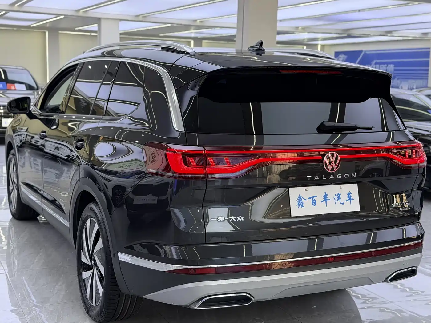 Volkswagen Talagon 2023 Facelift 380TSI 4WD Luxury Premium Pro Edition 7-Seater фото 10