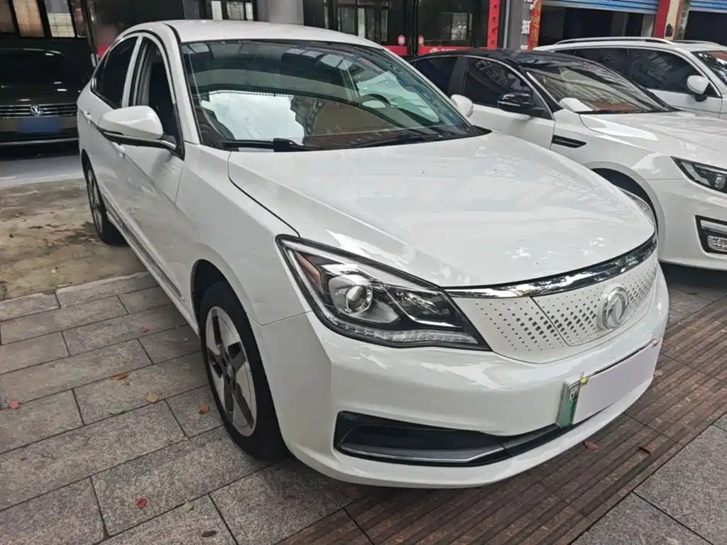 Dongfeng Aeolus Dongfeng Fengshen E70 2022 2021 Facelift 360H Battery Swap Version