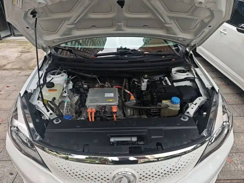 Dongfeng Aeolus Dongfeng Fengshen E70 2022 2021 Facelift 360H Battery Swap Version