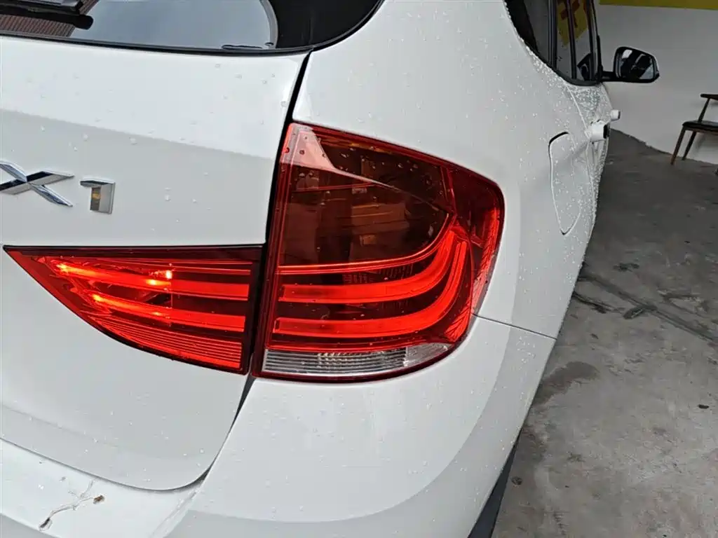 BMW X1 2014 sDrive18i Leading Edition фото 8