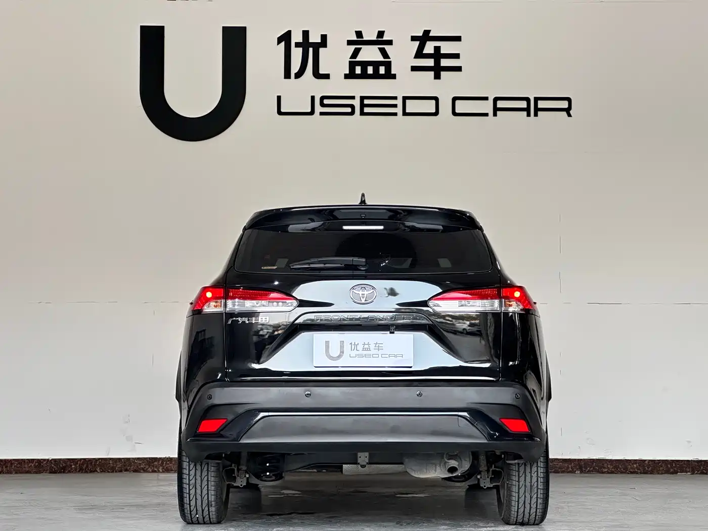 Toyota Frontlander 2023 2.0L CVT Elite Edition фото 8