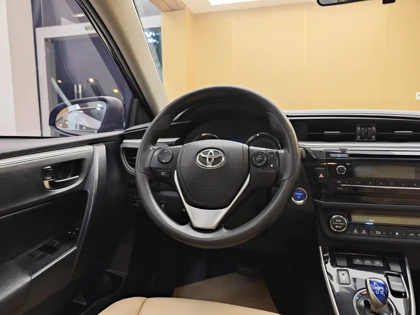 Toyota Levin 2016 Hybrid 1.8H GS E-CVT Elite Sunroof фото 14
