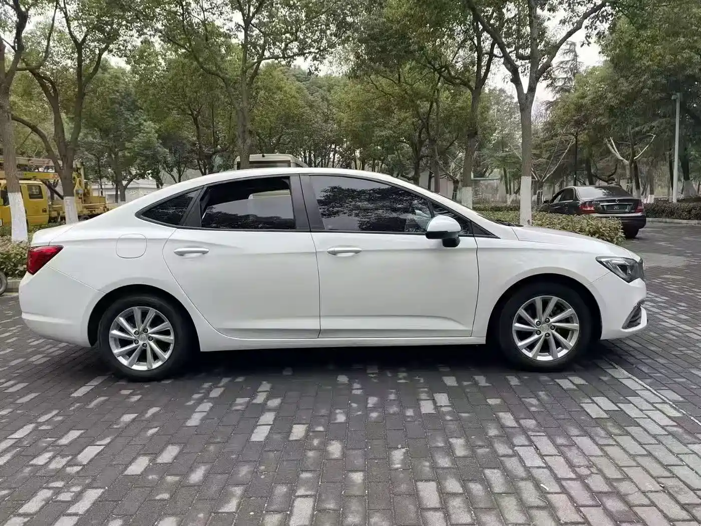 Фото 3 - Buick Verano