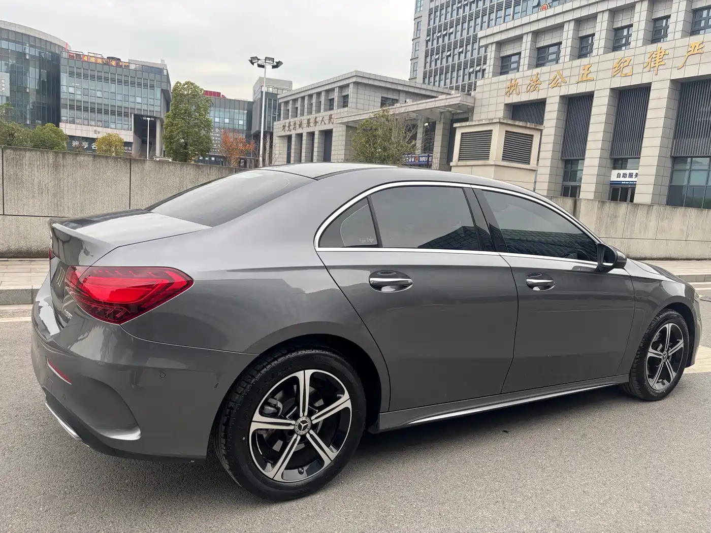 Mercedes-Benz A-Class 2025 Facelift A 200 L Fashion Edition фото 6