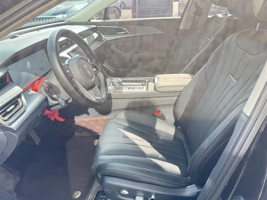 Hongqi H5 2024 2.0T Automatic Smart Connect Flag Smooth Edition фото 15