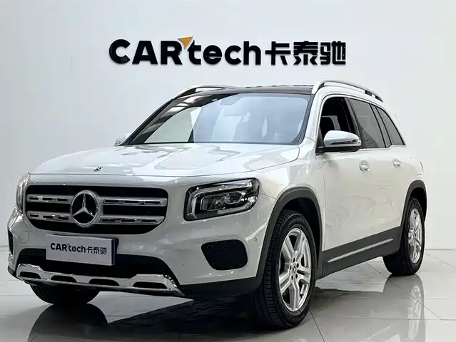 MERCEDES-BENZ GLB