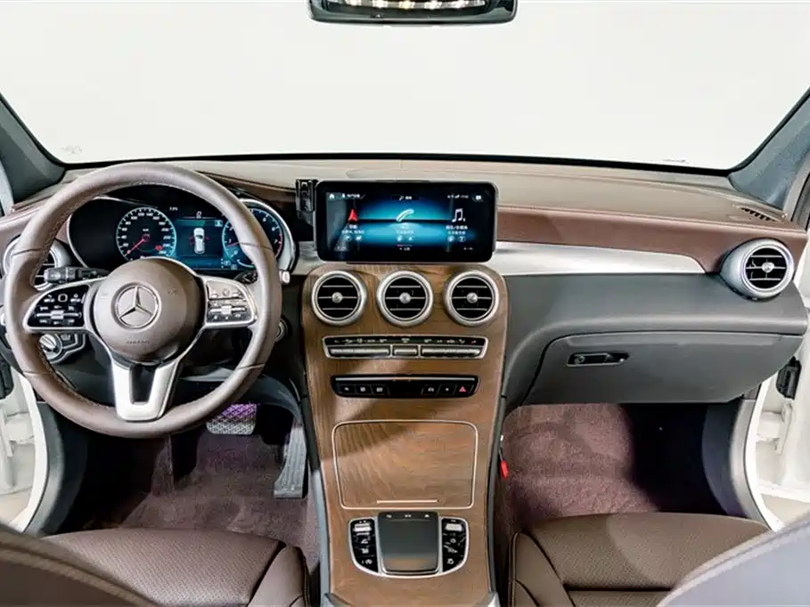 Mercedes-Benz GLC 2022 Facelift GLC 300 L 4MATIC Dynamic Collector's Edition фото 13